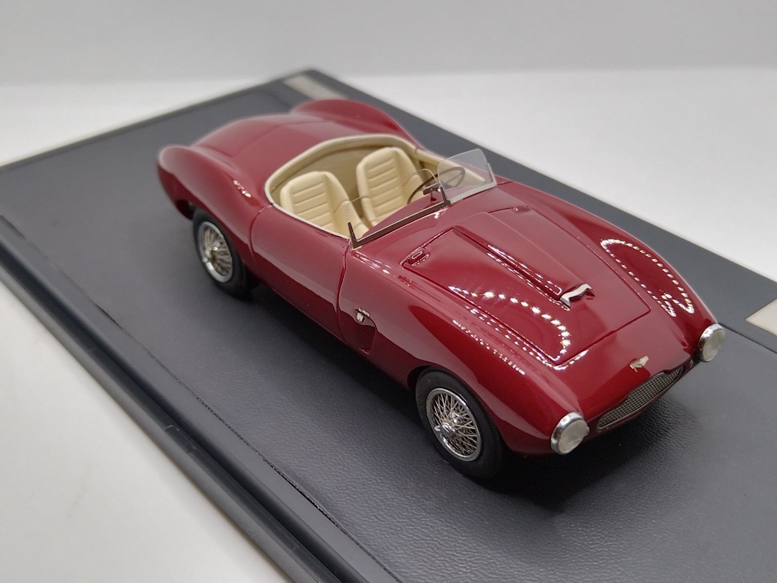 MATRIX 1/43 Aston Martin DB2/4 Competition Spyder Bertone Arnolt 1954. Wow Rare!