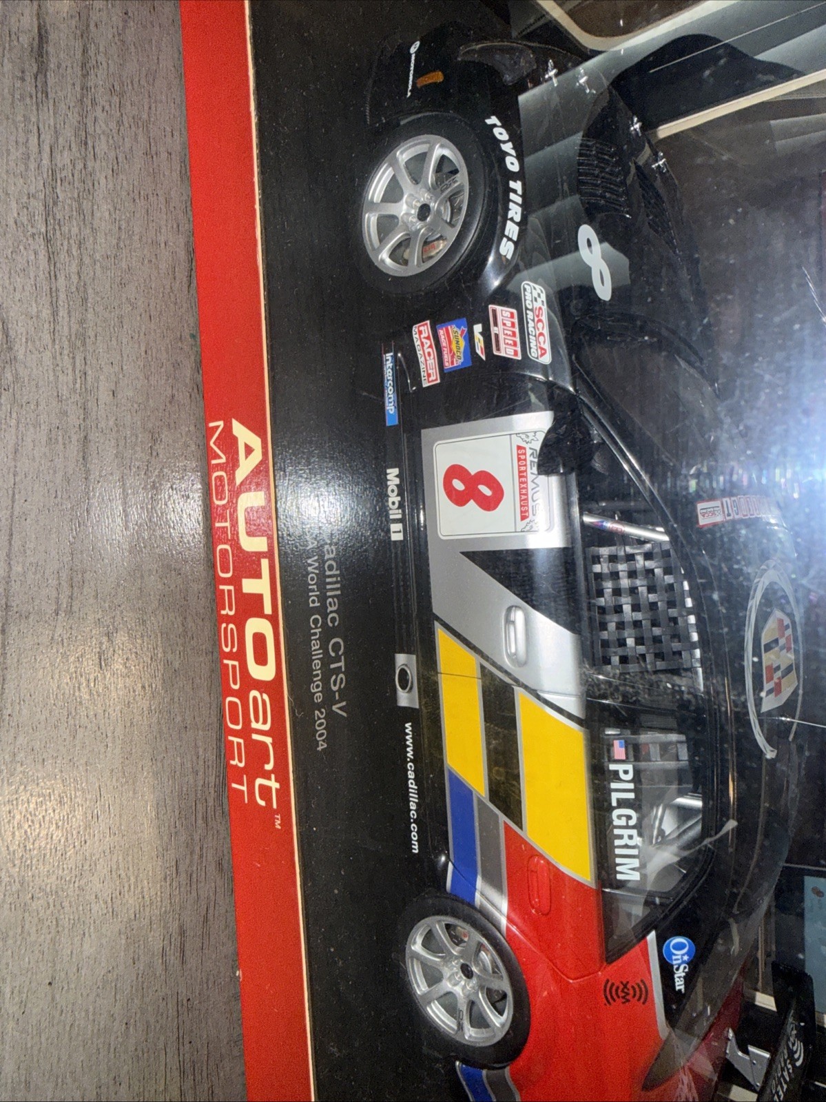 1/18 AutoArt Cadillac CTS-V SCCA World Challenge 2004 #8 Pilgrim BEAUTIFUL CAR
