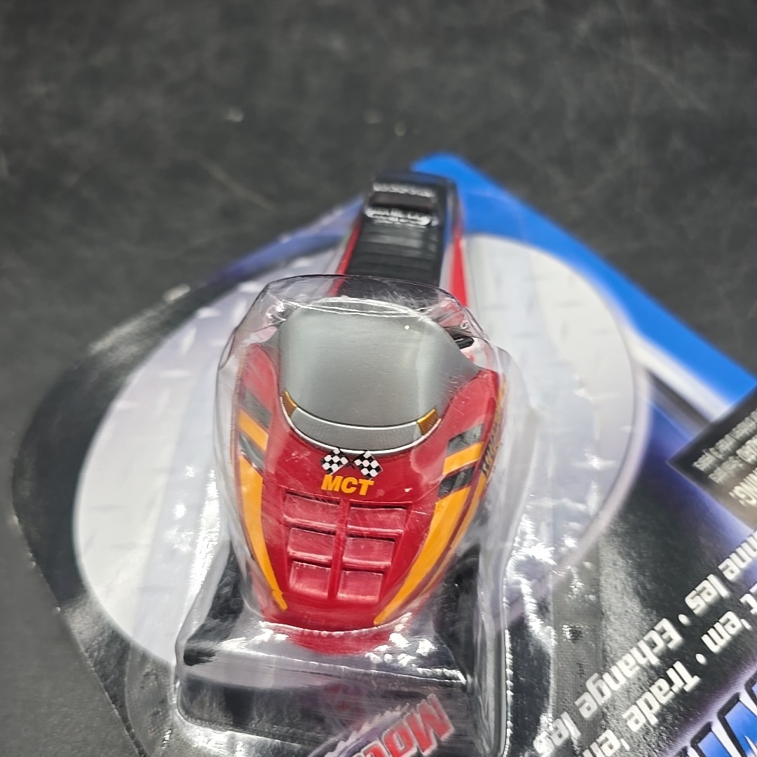 Maisto Snow Mobile 25080 Motorized Die Cast and Plastic Sport Team NEW