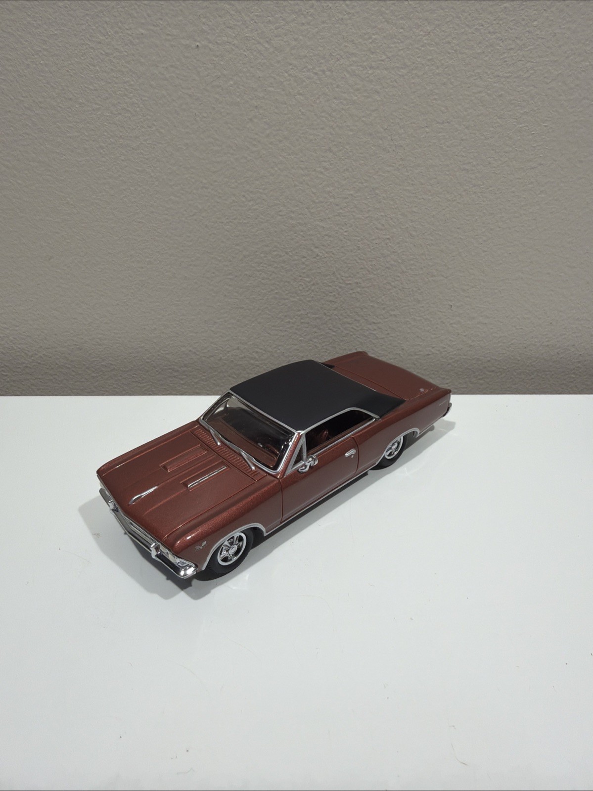 Matchbox Collectibles 1:43 Scale Metallic Copper 1966 Chevy Chevelle SS 396 I27