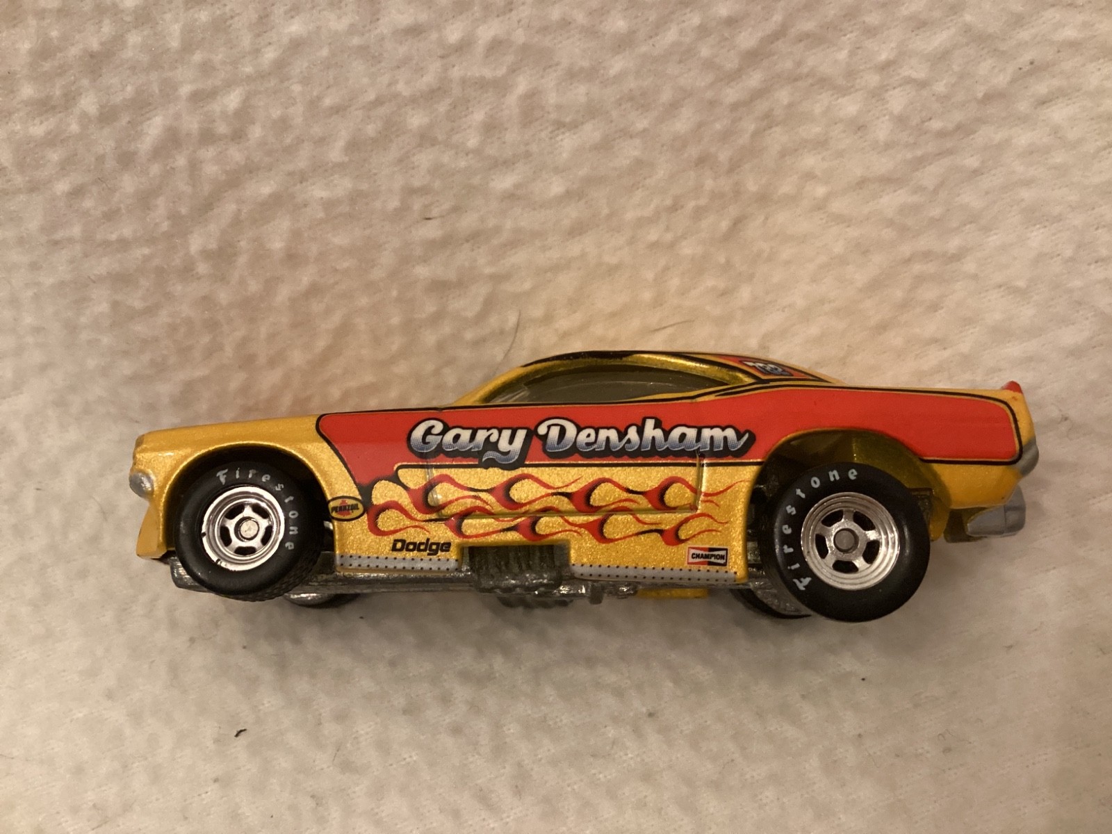 Hot Wheels ~ Drag Strip Demons ~ Dodge Challenger w/Real Riders ~ Gary Densham