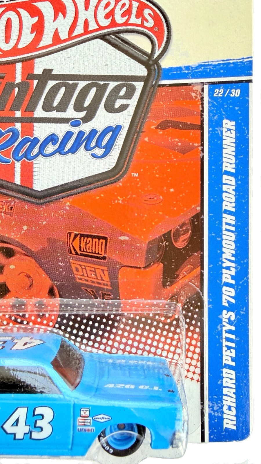 Hot Wheels 2011 Vintage Racing Richard Petty ’70 Plymouth Road Runner #22/30