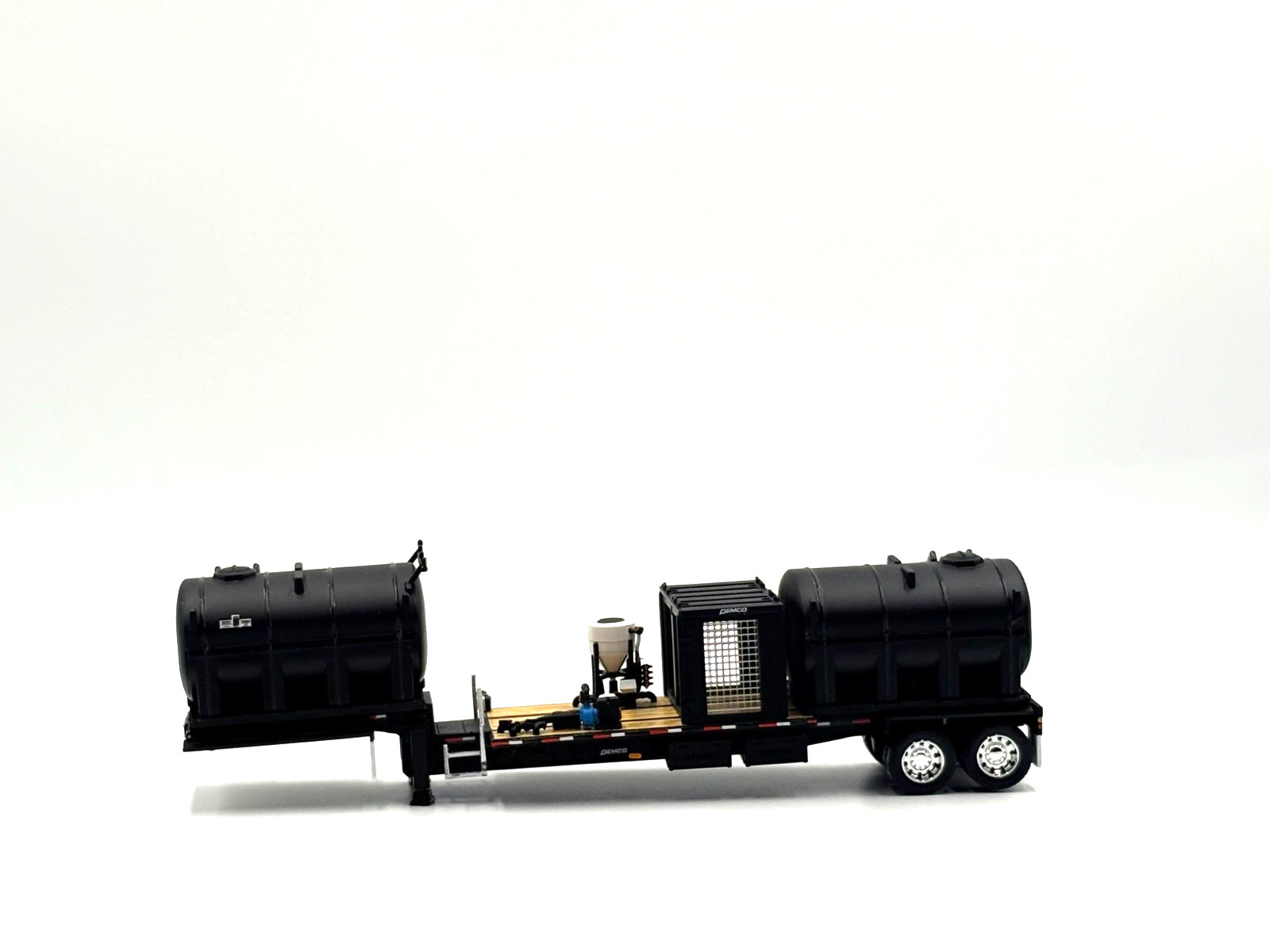 DCP 1/64 Peterbilt 379 DEMCO Liquid Fertilizer Trailer 2025 NTT’NC Show 69-2065