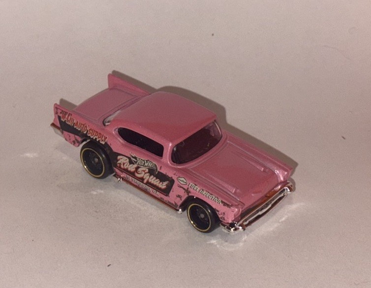 HOT WHEELS Loose ’57 Chevy (Pink Version)