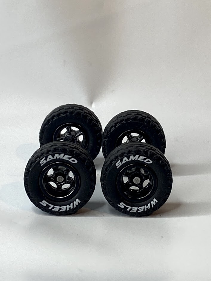 14mm 4×4 Truck Tire Sets – Black 5 spoke for Hot Wheels
