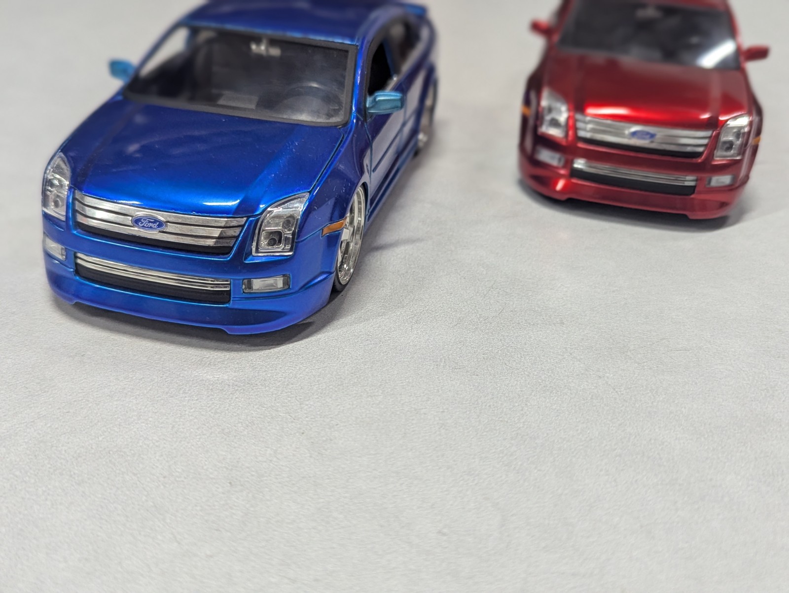 JADA DUB CITY 2006 FORD FUSION BLUE & RED 1:24 DIECAST MODEL USED Scuffs NO BOX