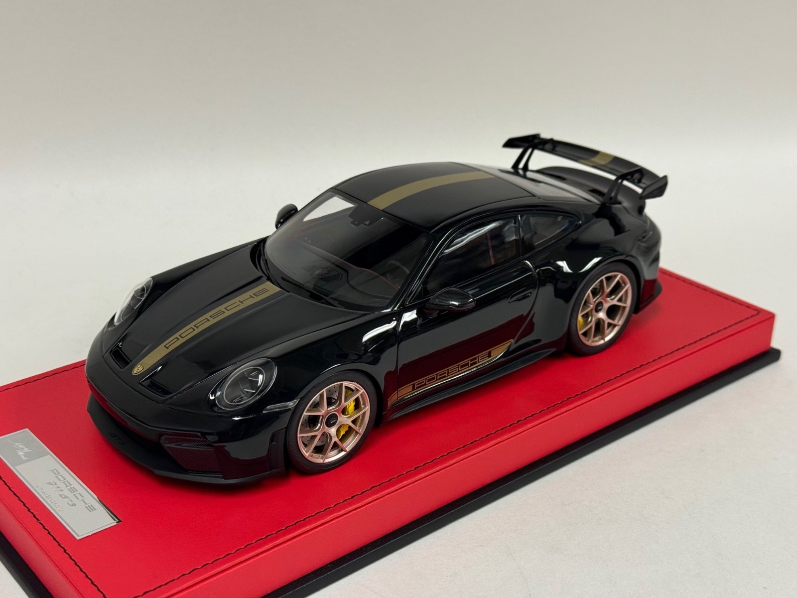 1/18 Ivy Porsche 911 GT3 992.1 in Black with Gold Stripe on Leather 20 pcs AB653