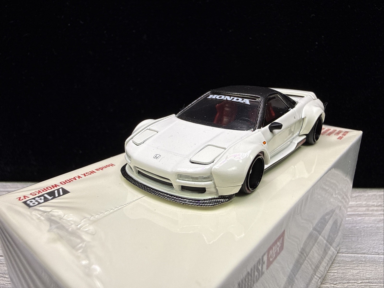 Kaido House x Mini GT 1:64 Honda NSX (NA1) Kaido WORKS V2 White KHMG148