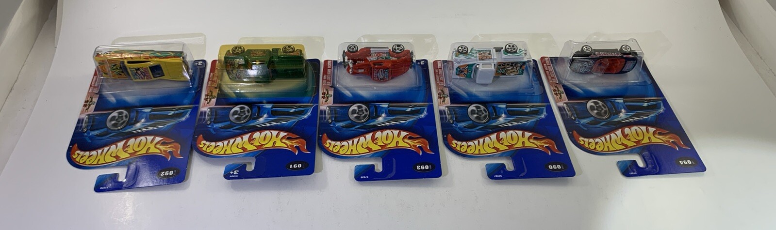 Hot Wheels 2003 Cadillac, Ford 1934, Mazda Miata, 56 Flashsider, Chevy 1969 L5