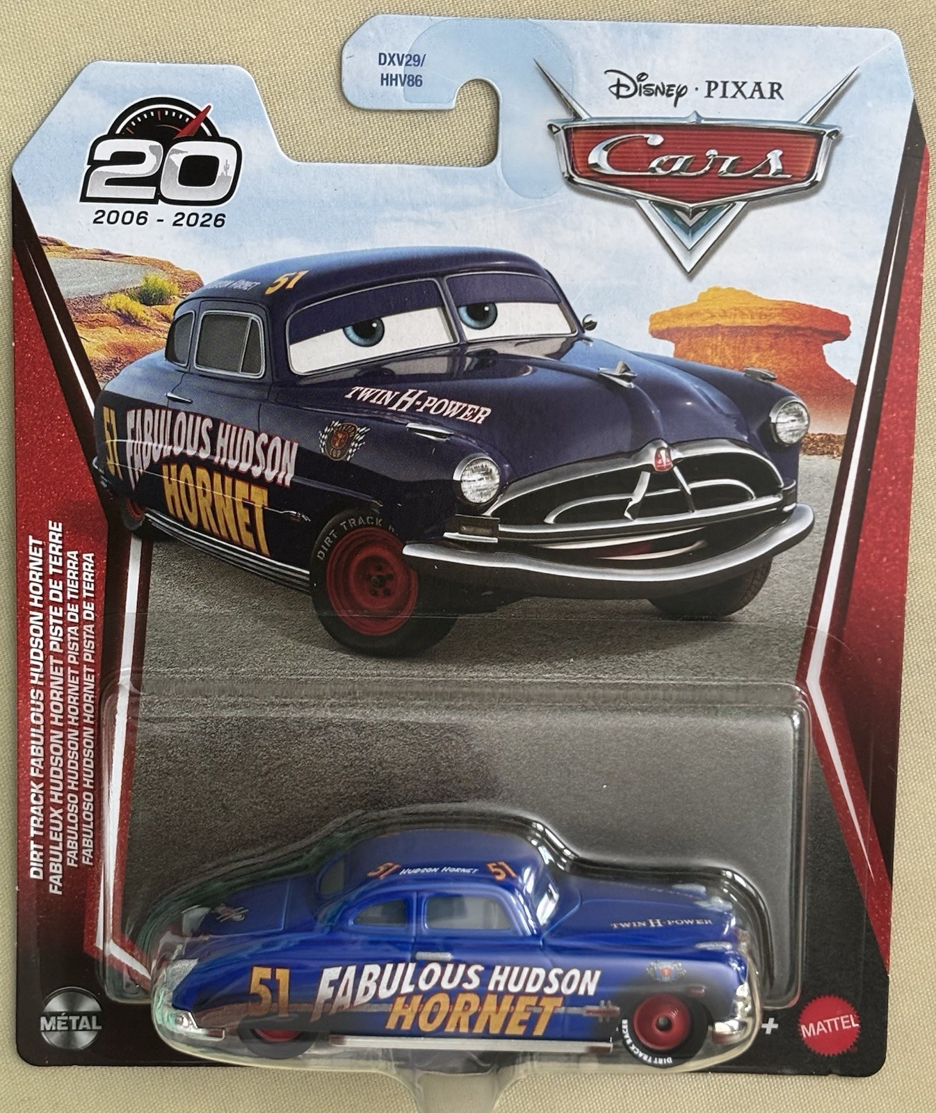 20 YEARS DISNEY/PIXAR CARS 3 DIRT TRACK FABULOUS HUDSON HORNET