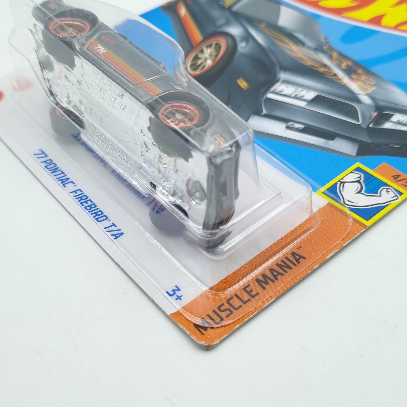 Hot Wheels 2024 Super Treasure Hunt ’77 Pontiac Firebird T/A W/ Protector