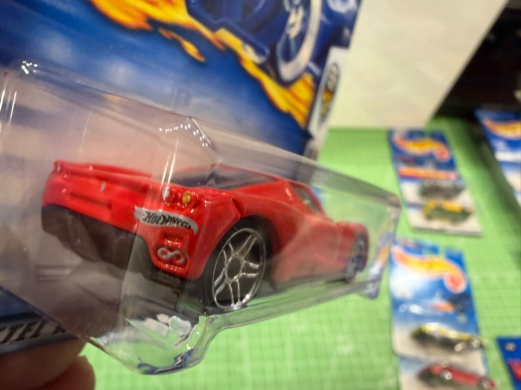 Hot Wheels 2003 First Editions Enzo Ferrari In Protector #24/42 Collector #036