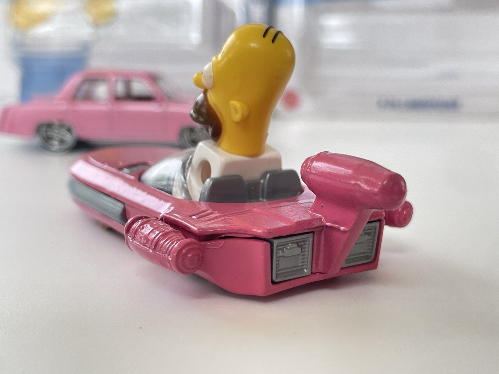 Hot Wheels The Simpsons Family Car + CUSTOM Simpsons Landspeeder- CUSTOMIZED