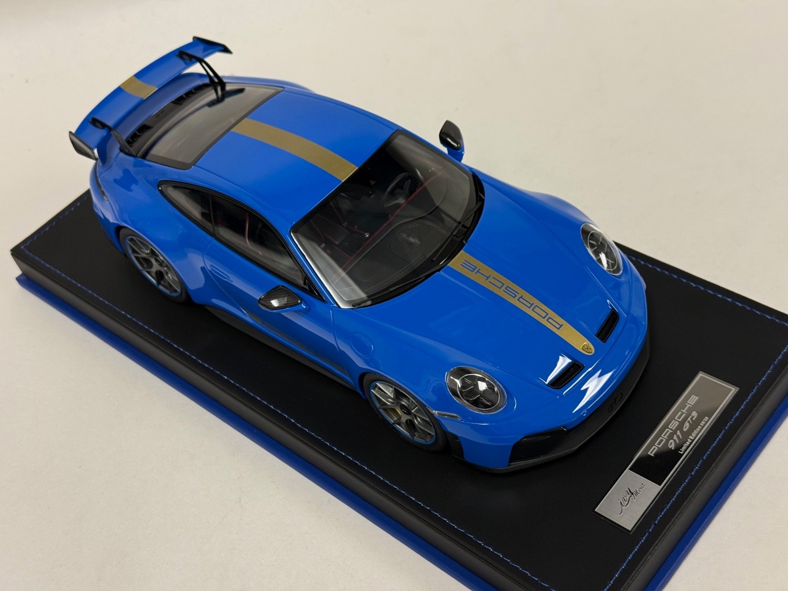 1/18 Ivy Porsche 911 GT3 992.1 Blue with Silver Stripe 20 pcs AB661 LAST ONE