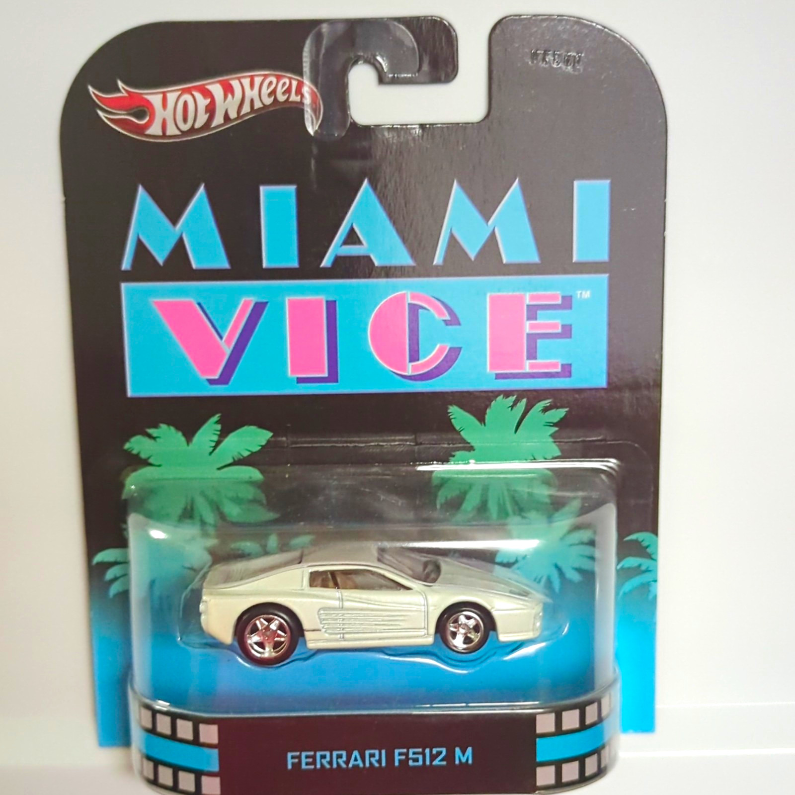 Hot Wheels Miami Vice 1994 Ferrari F512 M 1:64 White Diecast Car Unopened