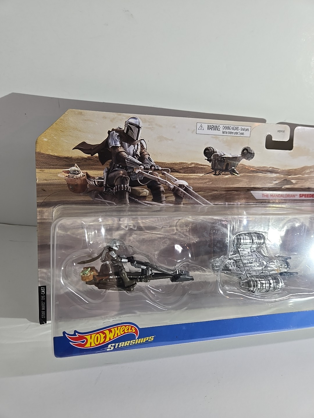 Hot Wheels Star Wars Starships Razor Crest Speeder Bike Hover Pram & Child