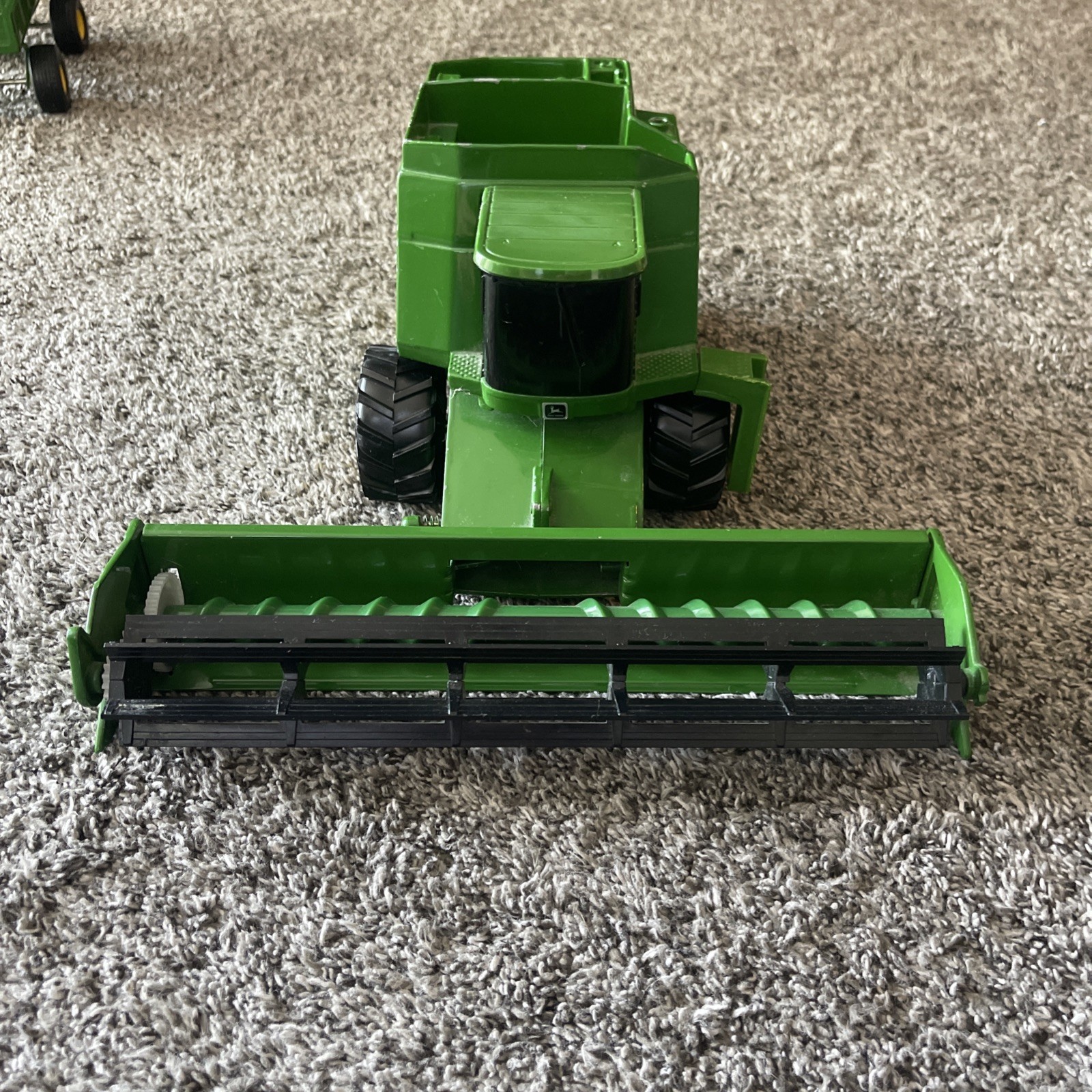 Vintage Metal ERTL John Deere 9510 Maximizer Combine With Bean Header. No Chute