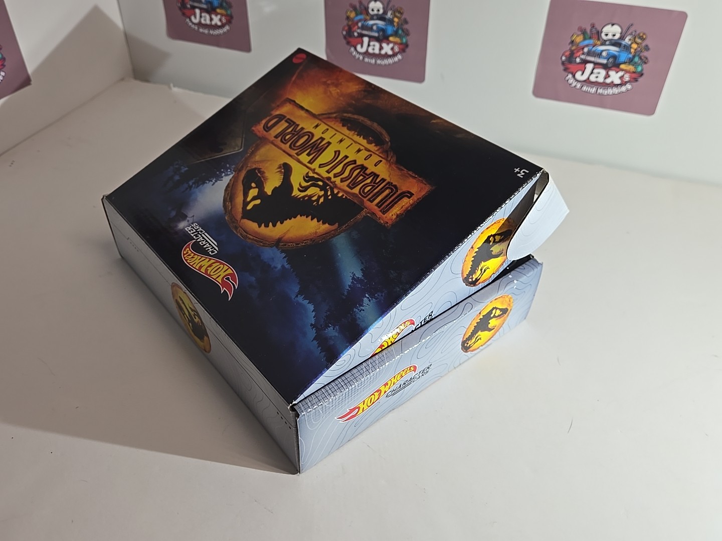 Hot Wheels Jurassic World Dominion 1:64 Car Set – GYJ92
