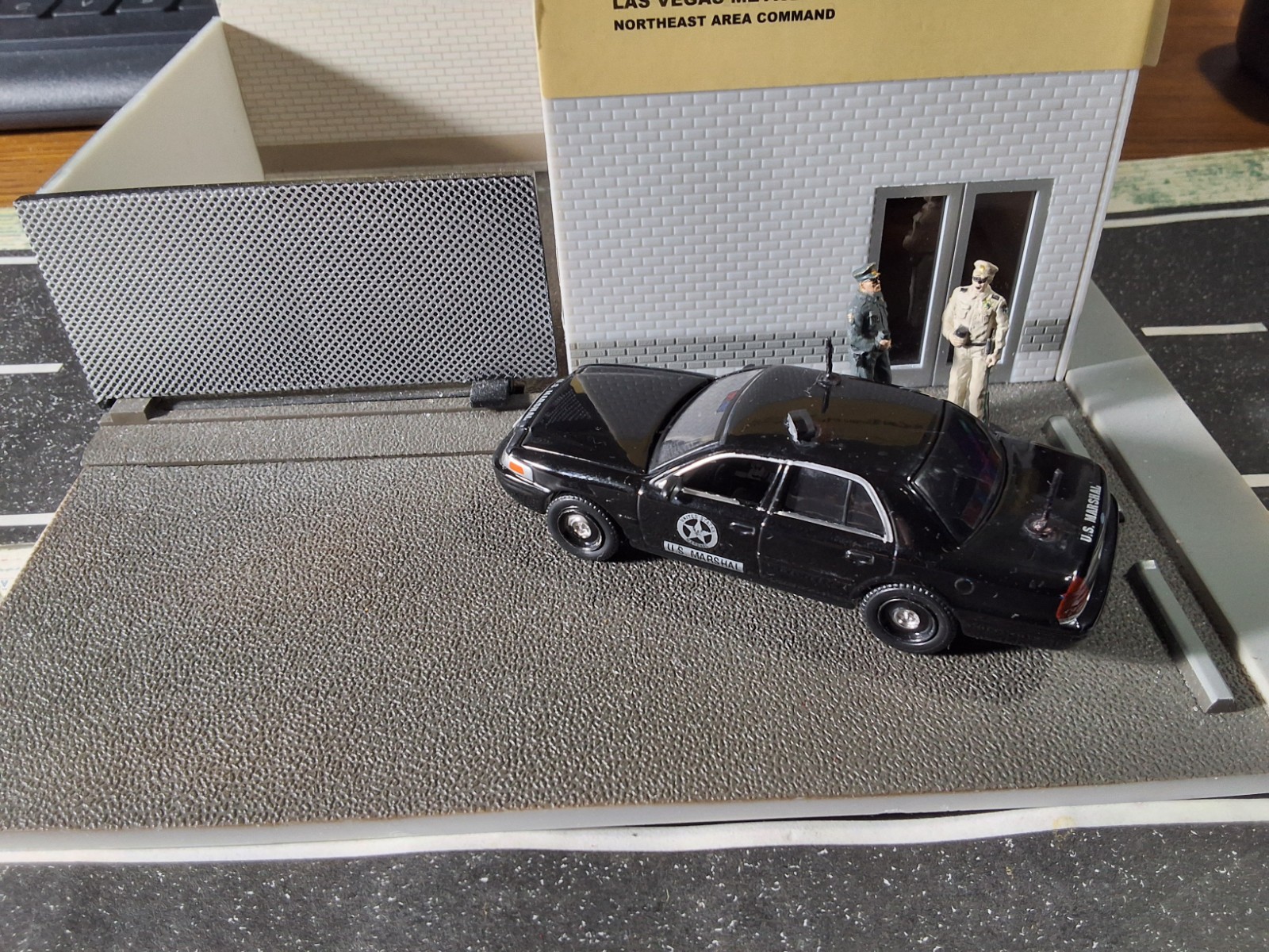 Greenlight Police Ford Crown U.S.MARSHAL SLICK TOP plate reader Custom unit!