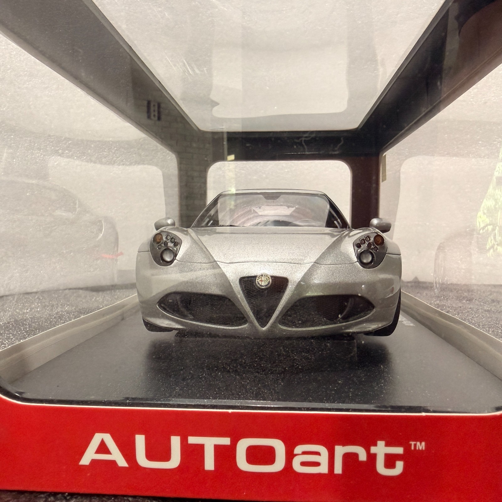 1:18 AUTOart Alfa Romeo 4C Metallic Gray 70187 RARE!