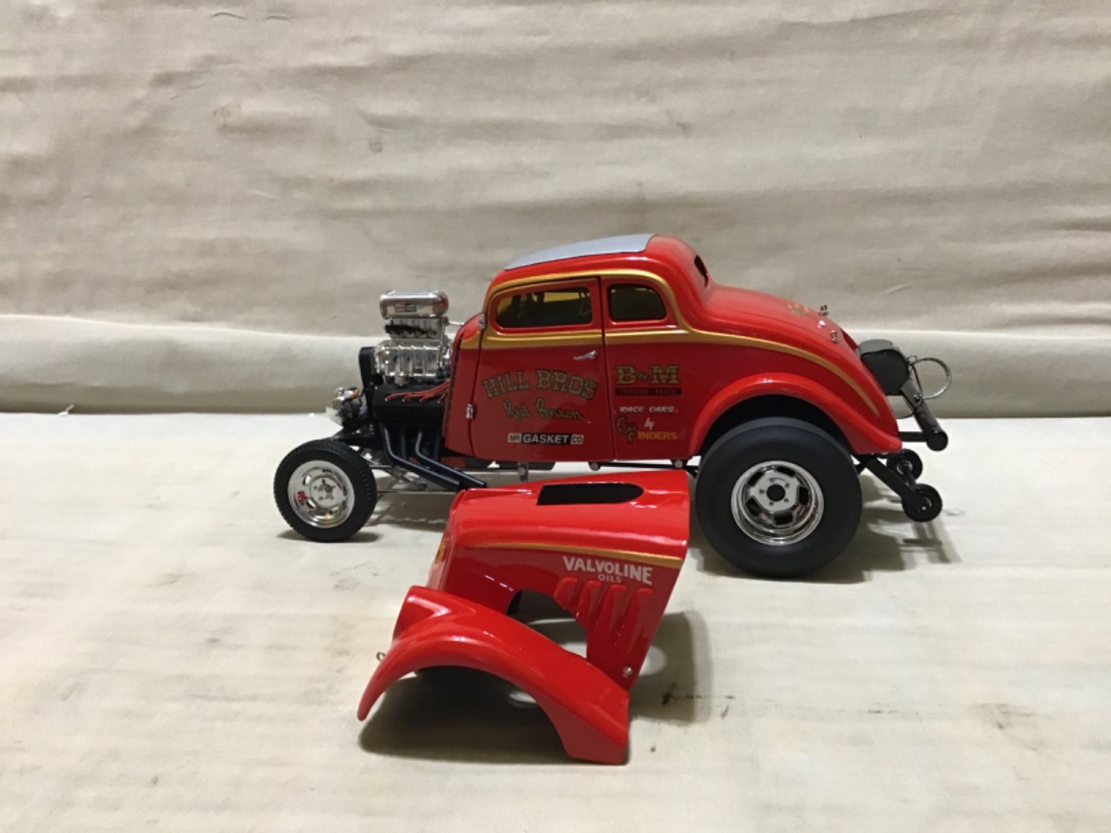 HILL BROTHERS RED BARRON 1933 WILLYS GASSER 1/18 PRECISION MINIATURES NHRA PRM09