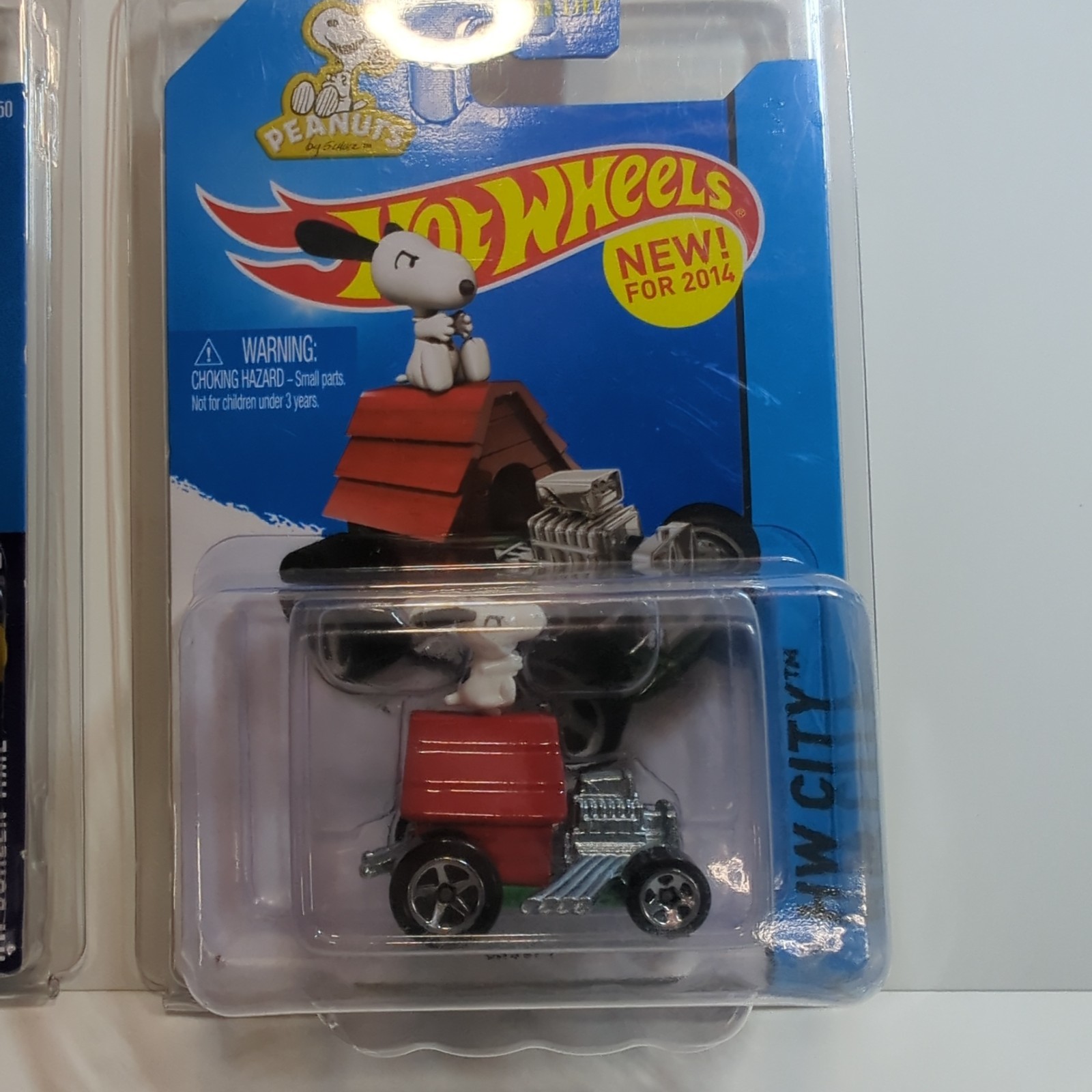 Hot Wheels Snoopy 2013 + 2014 With Protectors