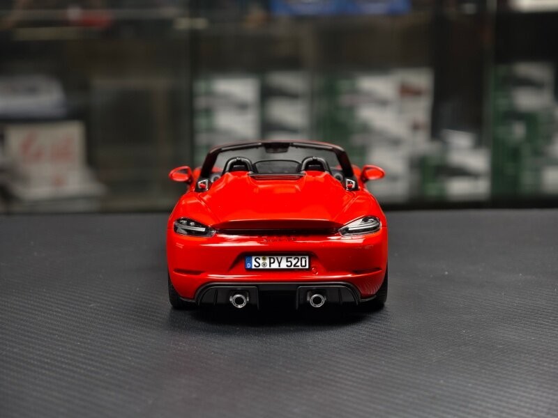 NOREV 1/18 Porsche 718 Spyder RS 2023 Weissach Pack Red Diecast Model 187271