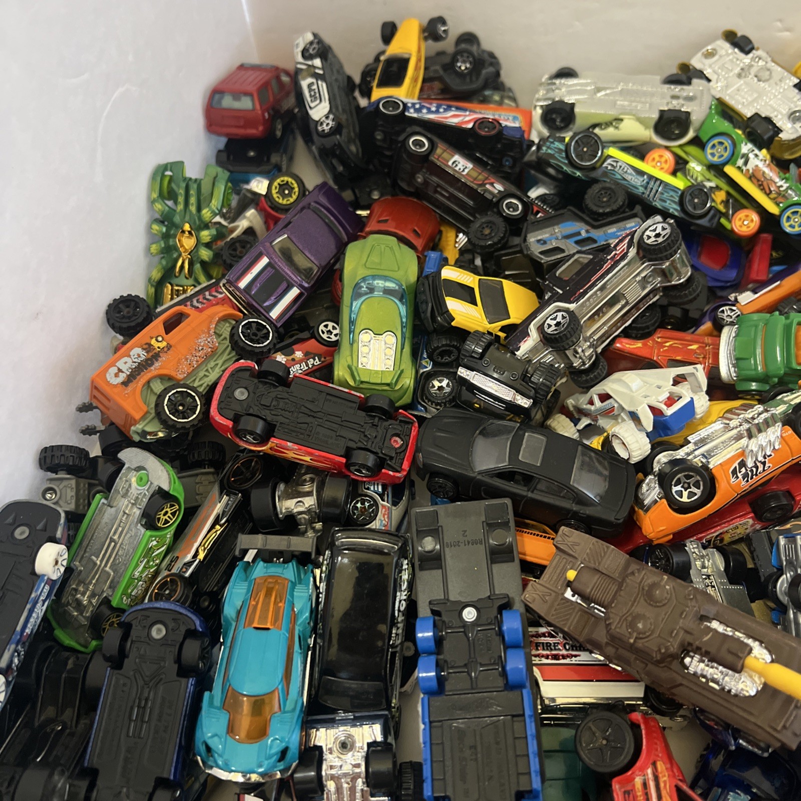 30 LBS Pounds of pure hotwheels. There are many different years and castings.