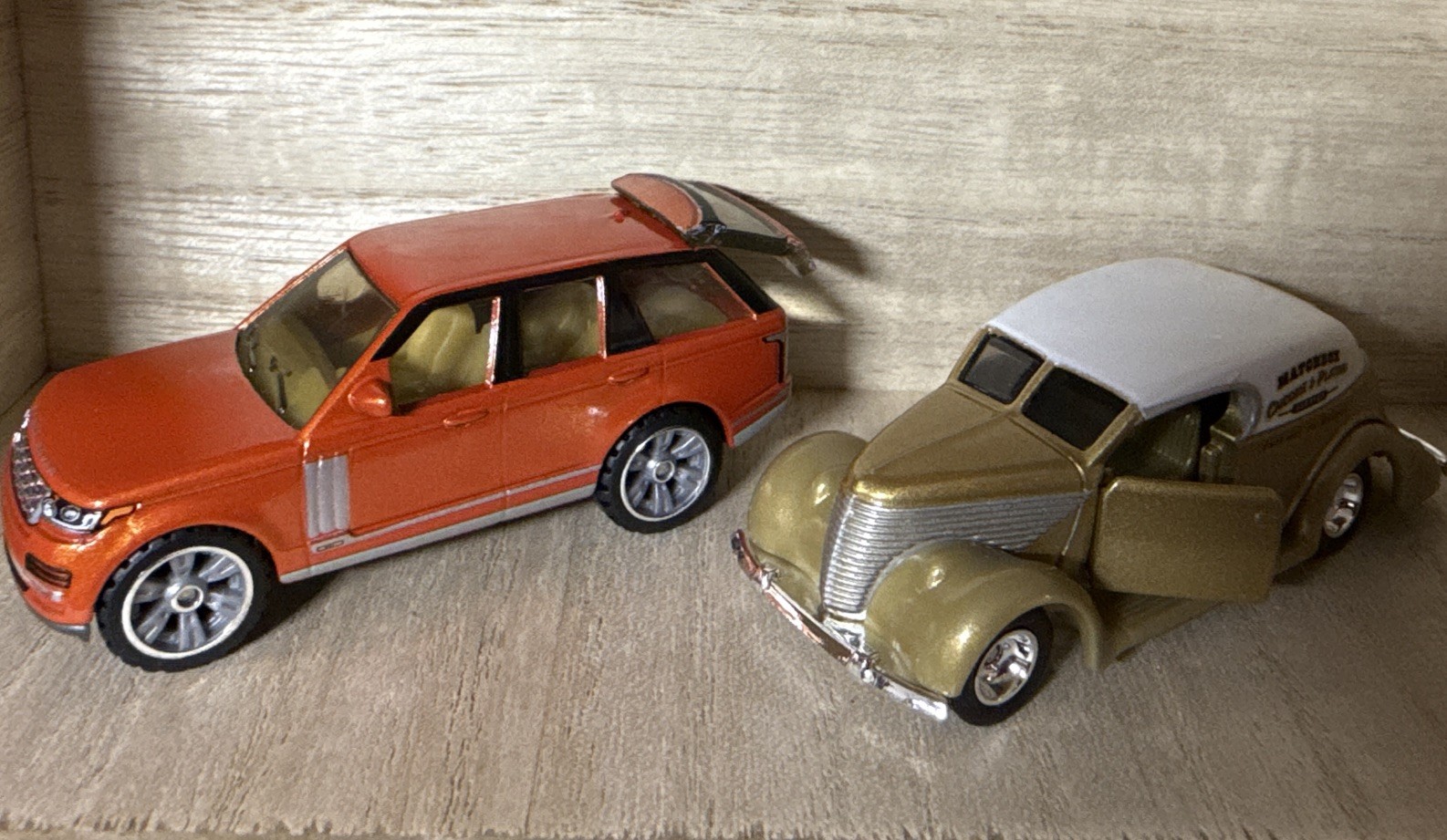 Matchbox Superfast Lot (2) With Moving Parts. ‘36 Ford Sedan & ‘18 Land Rover
