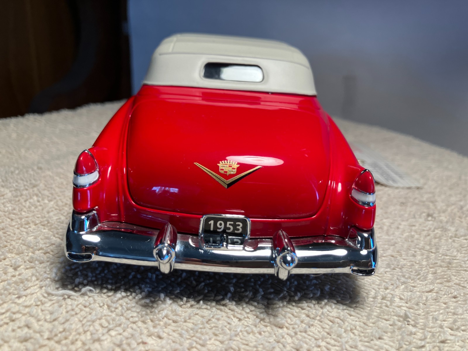 Franklin Mint 1/24 1953 Cadillac Eldorado Convertible Limited Edition – Red