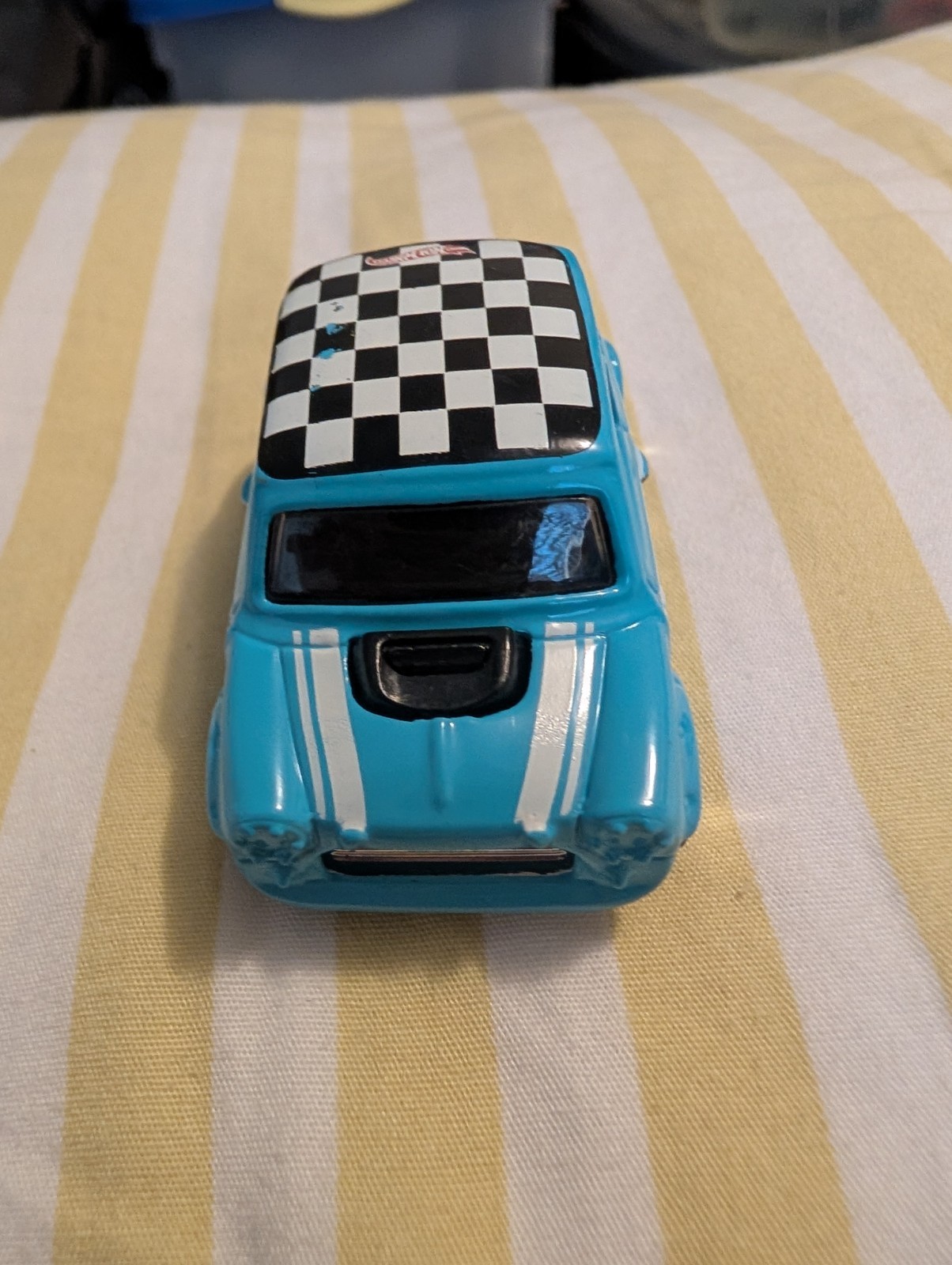 1969-1976 Morris Mini Cooper Collectible 1/64 Scale Diecast Diorama Model