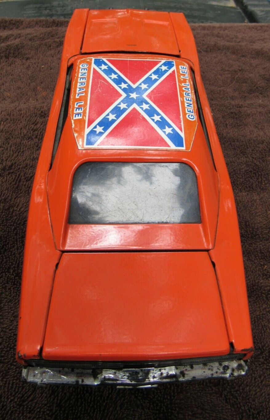 Vintage ERTL 1981 DUKES OF HAZZARD GENERAL LEE 1969 CHARGER 1:16 scale RARE LOT