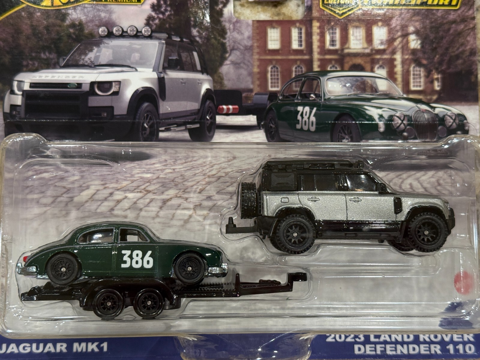 2025 Hot Wheels Team Transport # 74 Jaguar MK1 , 2023 Land Rover Defender 110