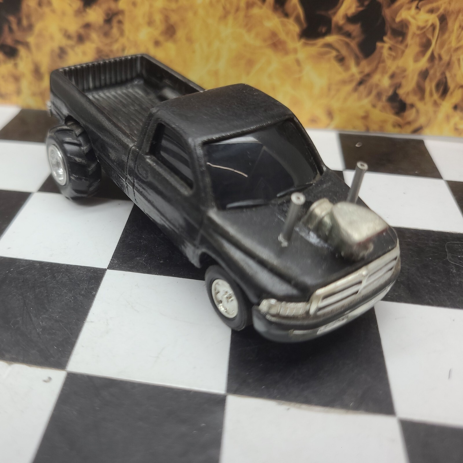 CUSTOM BUILT 1:64 2nd Gen DODGE HOT ROD Pro PULLING TRUCK Pull Puller Ertl 2wd