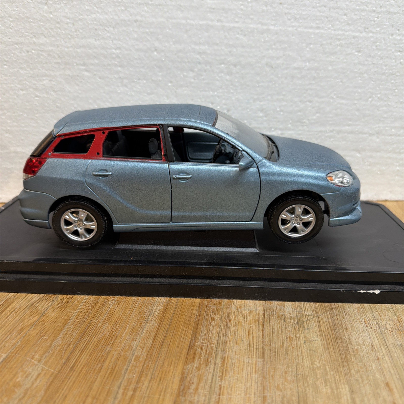 TOYOTA MATRIX HATCH BLUE 2003 NO. 92518