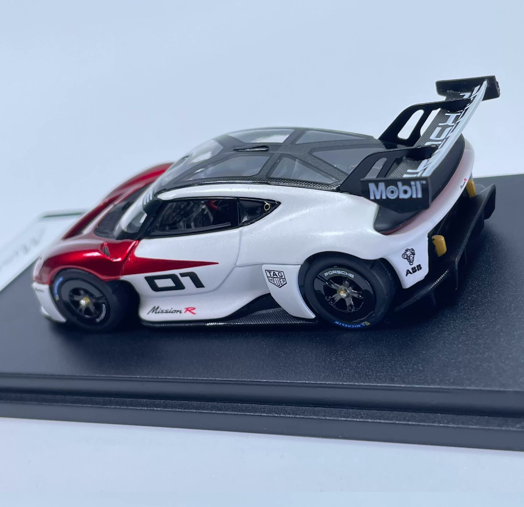 Karium 1:64 Red Mission R #1 Sports Model Diecast Display Car Quick delivery