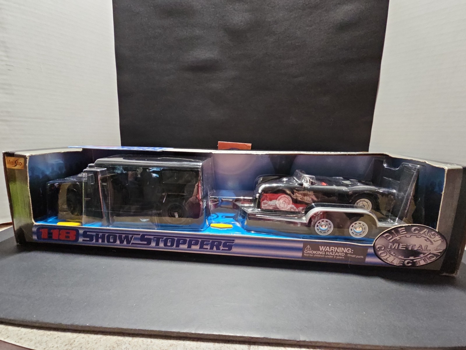Vntg 2001 Maisto Show Stoppers Hummer H1 Wagon & Porsche 550A Spyder 1:18 Set