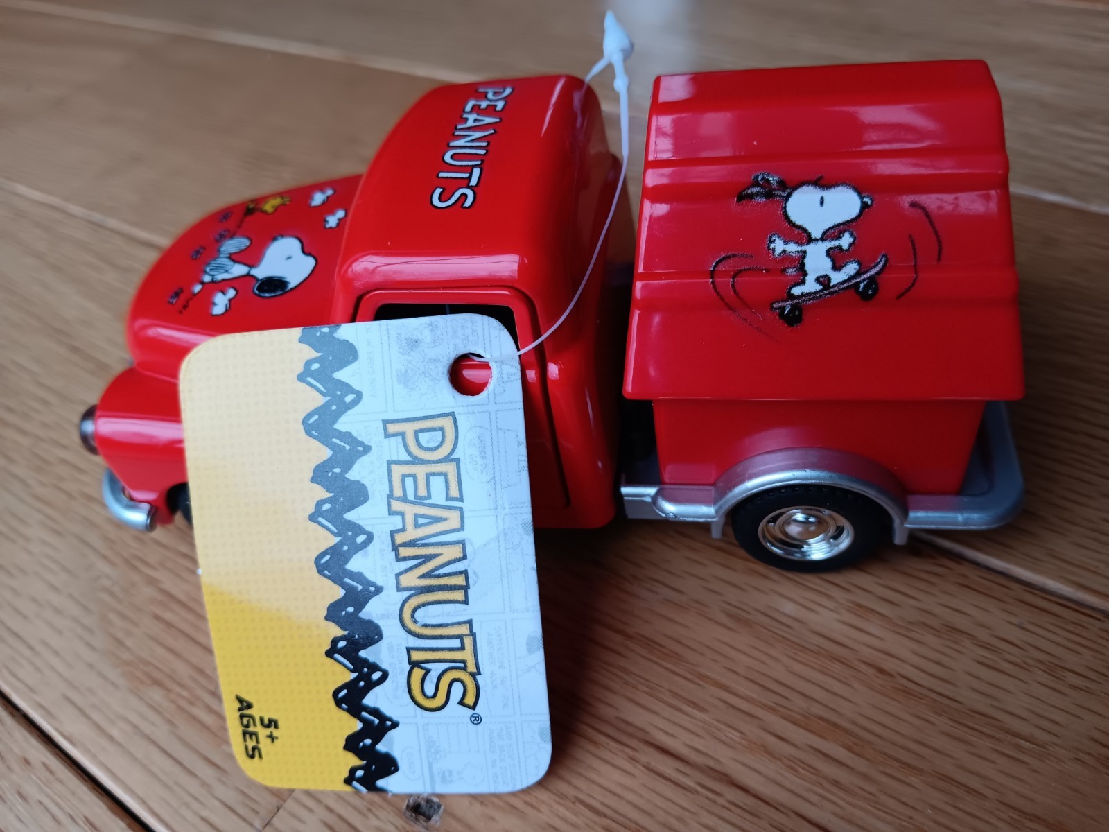 Peanuts Gang Diecast Truck Pull Back Major Trading Inc New With Tag Metal Snoopy