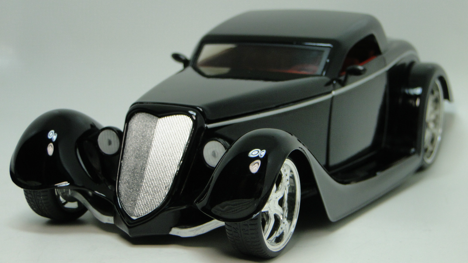 Ford Dragster Hot Rod Race Car1930Custom Built1 24Chopped Drag12Carousel Black18