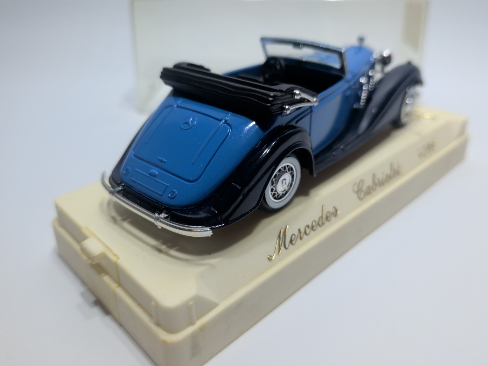 Solido 1939 Mercedes 540K Cabriolet 1:43 Diecast Model #4086