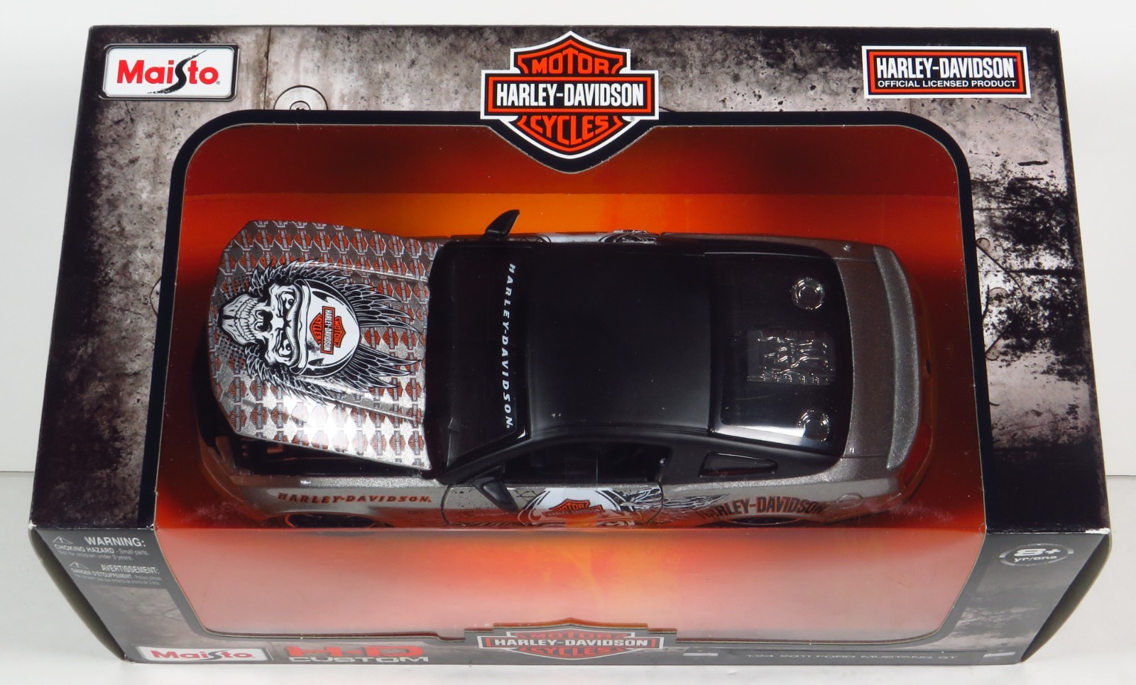Maisto H-D Custom 2011 Ford Mustang GT Harley Davidson Silver & Black HD 1:24