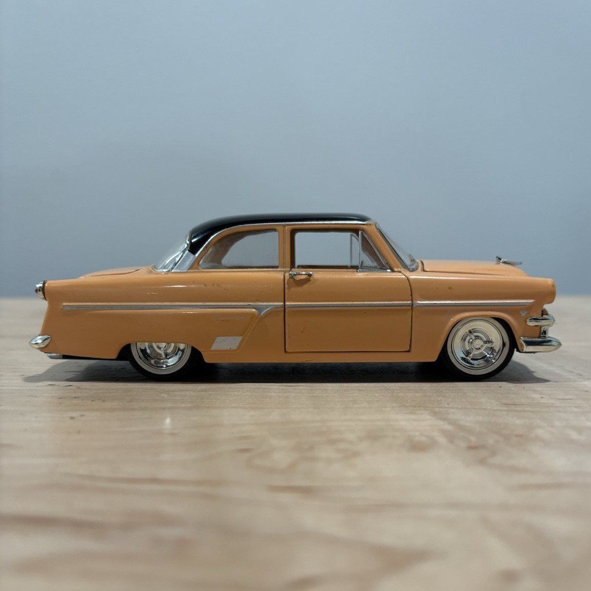 ARKO PRODUCTS 1954 Ford Customline Diecast Car Tan/Black Roof, Opening Doors