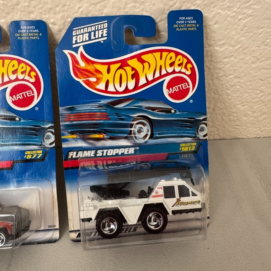 Hot Wheels Mainline 90’s & 00’s NIP 12 Lot Vintage Collectible Cars Variety Pack