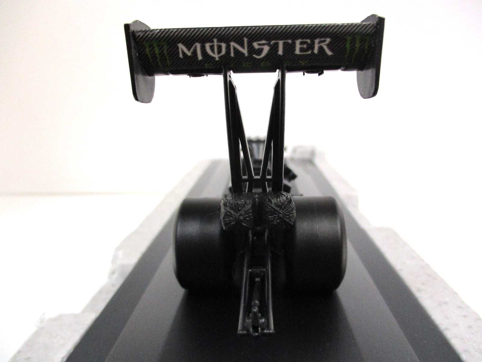 LIONEL RACING – BRITTANY FORCE MONSTER ENERGY NHRA TOP FUEL DRAGSTER – 1/32