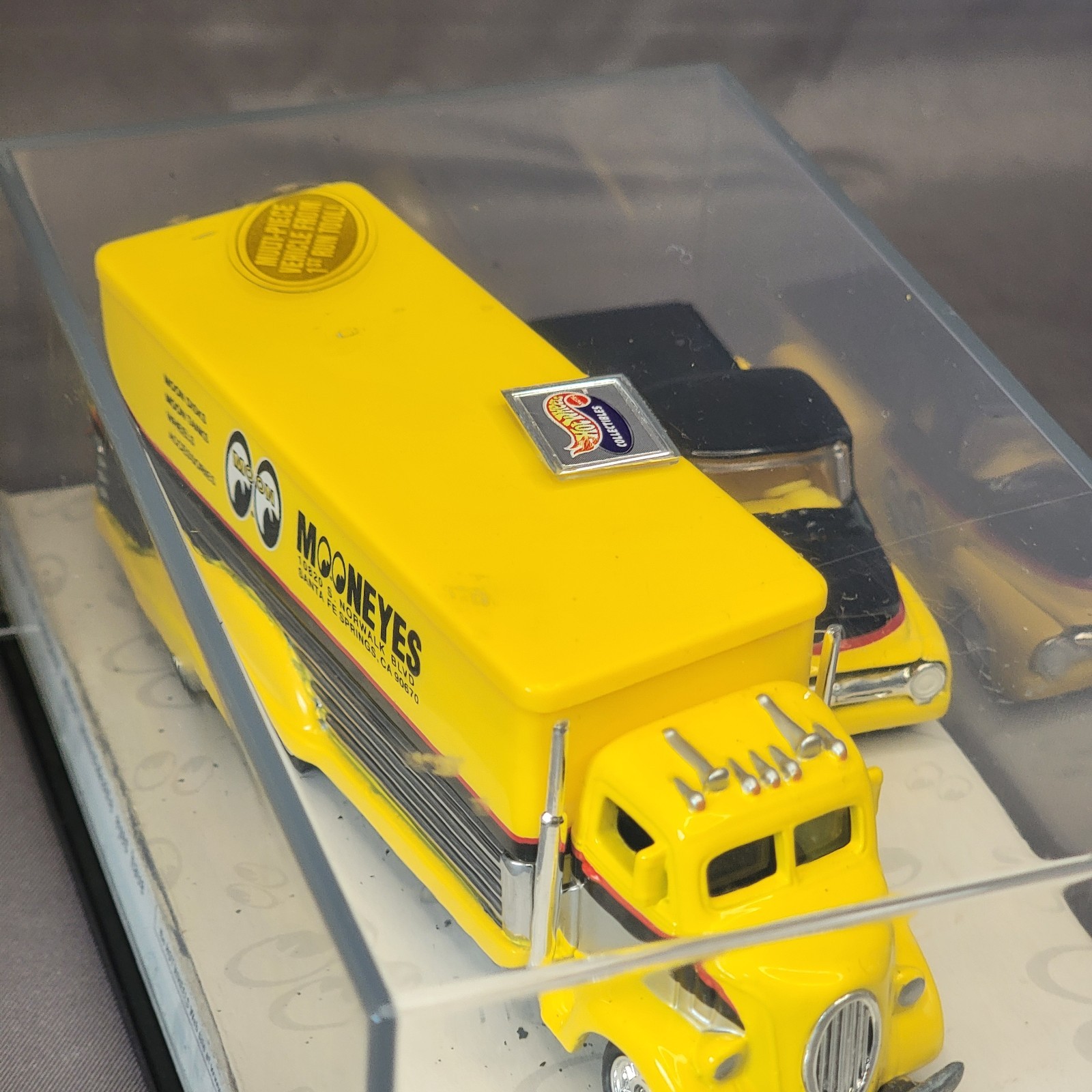 Hot Wheels Hot Rod Series Moon Equipped 1956 Ford Truck Set Mooneyes 1/64