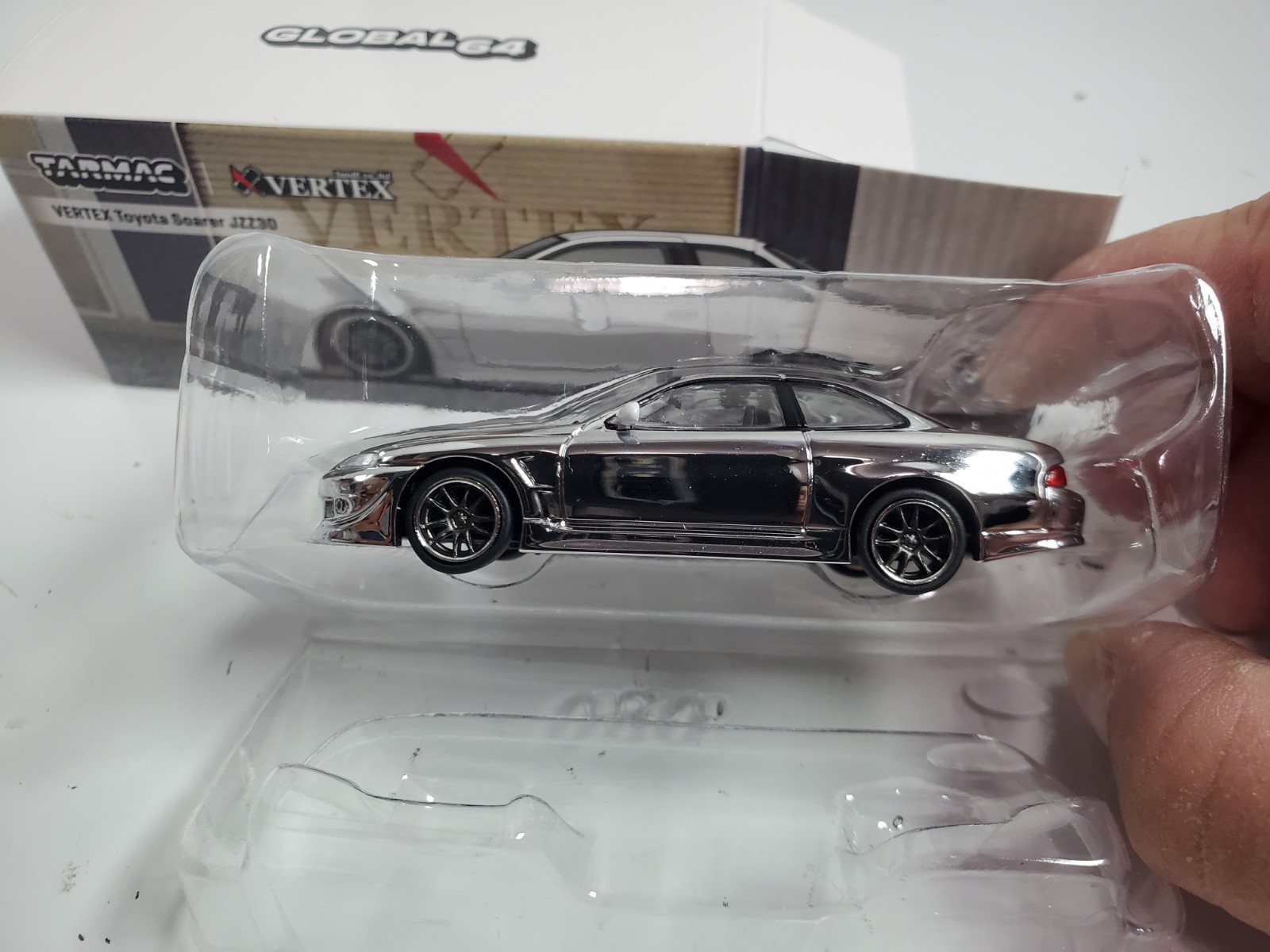 Tarmac Works 1/64 VERTEX TOYOTA SOARER JZZ30 Chrome Chase Diecast Car