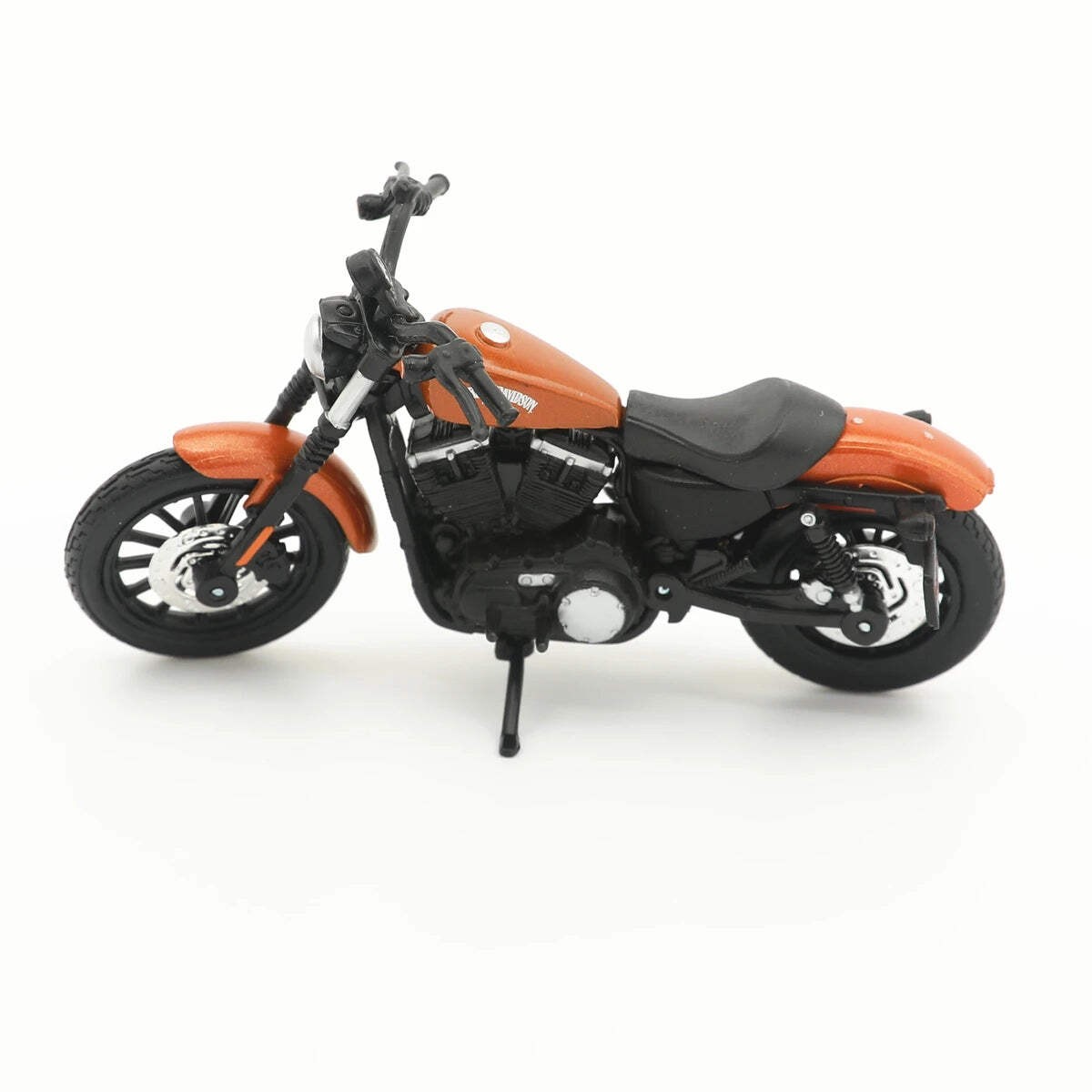 Maisto 1:18 Harley Davidson Sportster Iron 883 Diecast Alloy Classic Motorcycle