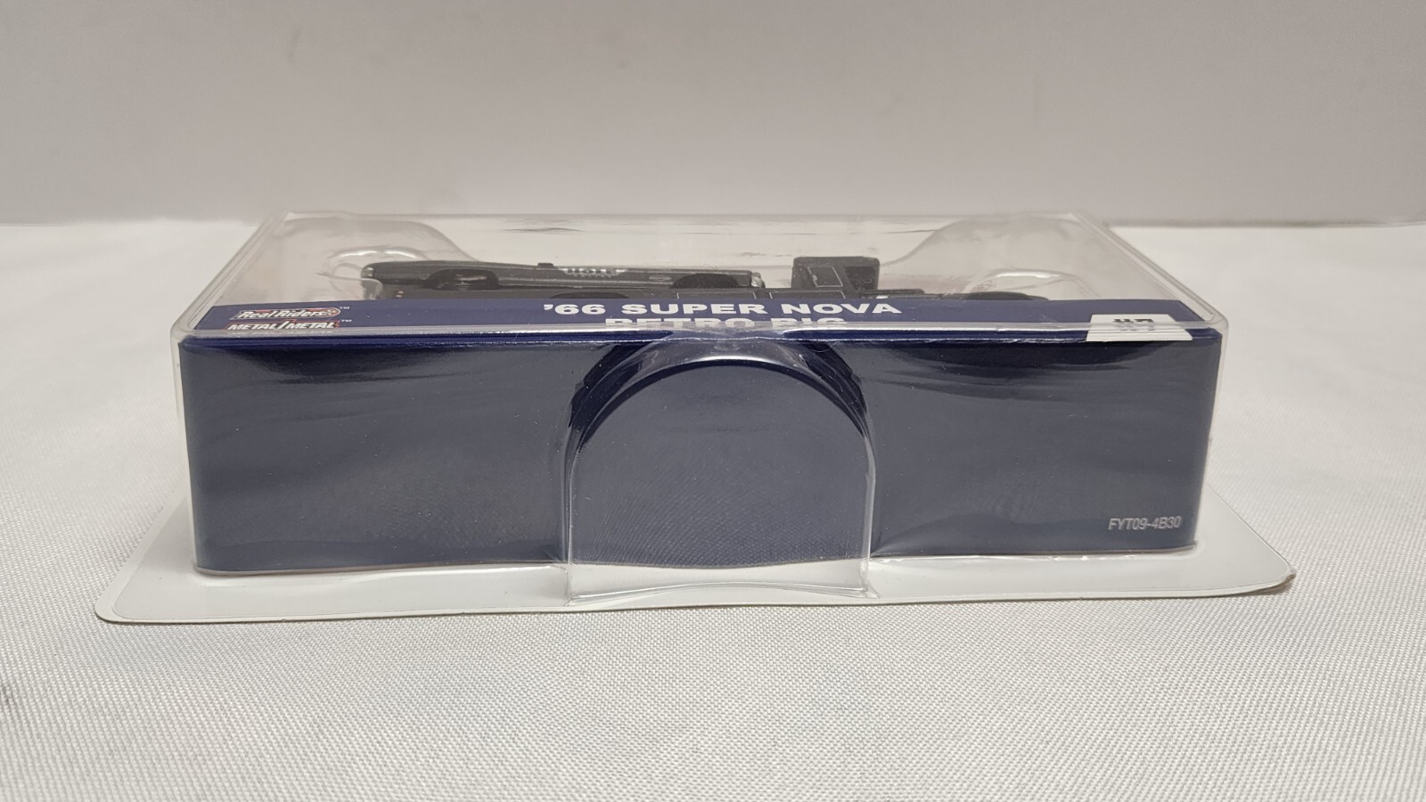 2019 Hot Wheels Car Culture Team Transport #7 ’66 Super Nova & Retro Rig
