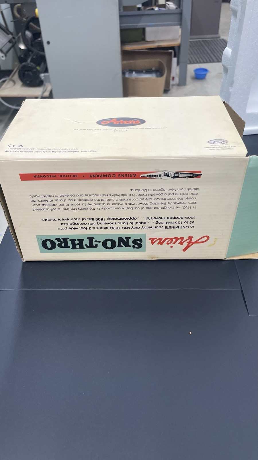 Ariens 1960 Sno-Thro 1:12 Diecast Model 75th Anniversary Complete W/ Magnet⁠