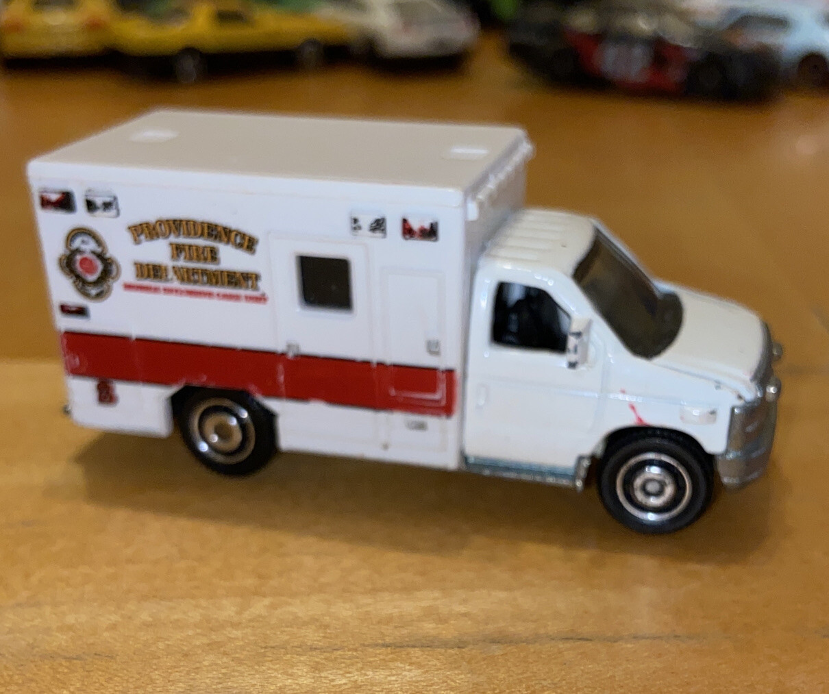 Vintage Matchbox 2009 Ford E-350 Providence Fire Rescue Ambulance Rare Rhode Isl